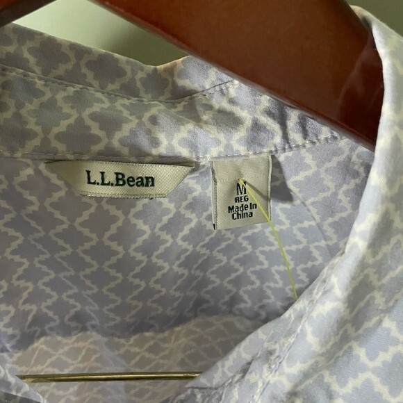 L.L. bean| Quatrefoil Pattern Button Down Shirt - Picture 5 of 5